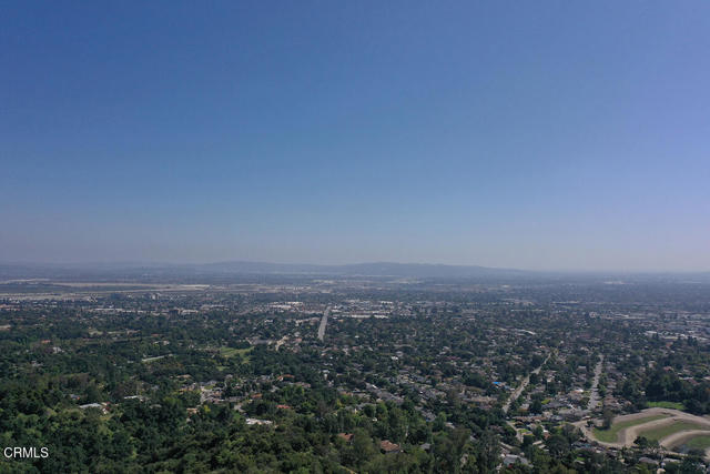 633 Norumbega Drive, Monrovia CA: https://media.crmls.org/mediaz/be39d0bb-ca30-4f57-aa18-20bedd0821af.jpg