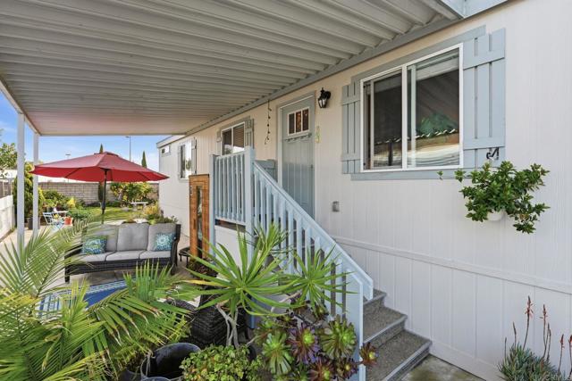 Detail Gallery Image 2 of 31 For 200 N El Camino Real Spc 15,  Oceanside,  CA 92058 - 3 Beds | 2 Baths