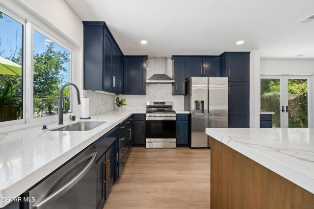 2257 Glastonbury Road, Westlake Village CA: https://media.crmls.org/mediaz/be3a462e-6739-4ad0-9a1d-ea848862eff4.jpg