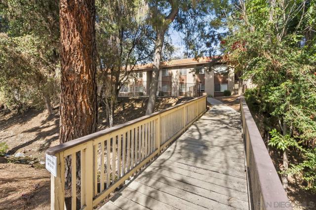 2616 Alpine Blvd, Alpine, California 91901, 2 Bedrooms Bedrooms, ,1 BathroomBathrooms,Condominium,For Sale,Alpine Blvd,250019715SD