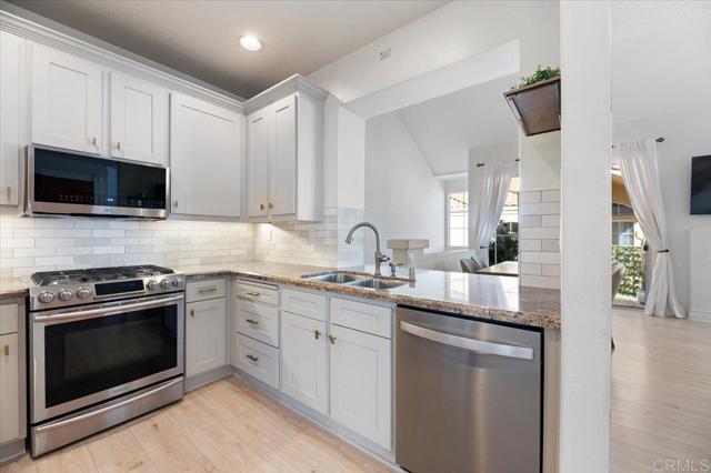 Detail Gallery Image 12 of 27 For 1 Matinee Ct, Aliso Viejo,  CA 92656 - 2 Beds | 2 Baths