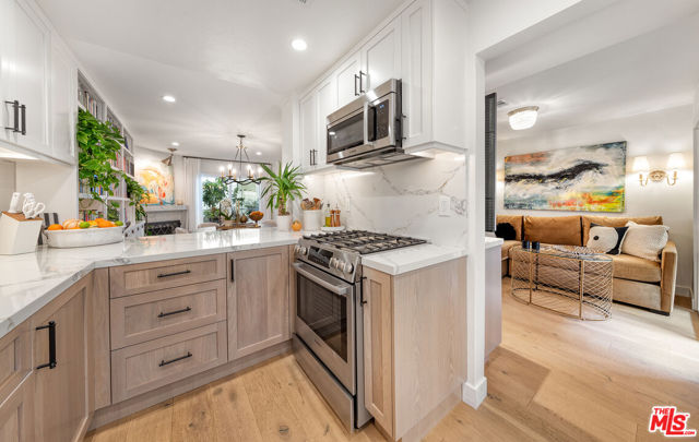 1239 9th Street, 4 photo 5