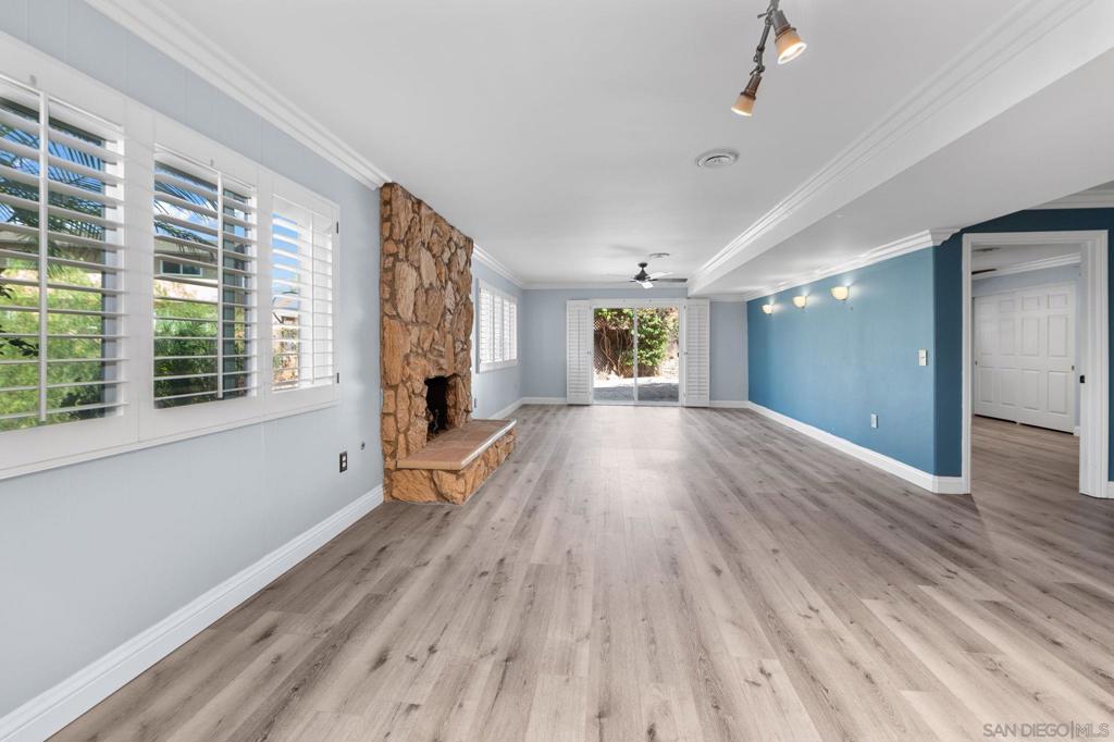 MLS #250041337SD image #32