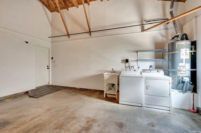 Home for Sale in Bonita