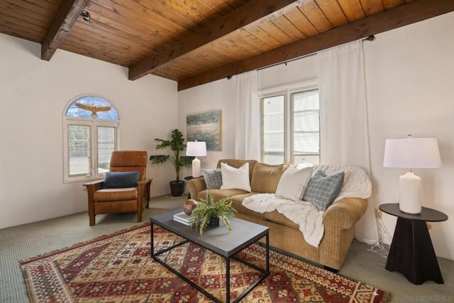1434 5th Street, Coronado CA: https://media.crmls.org/mediaz/be405580-5c10-4a52-97a7-014344d43593.jpg