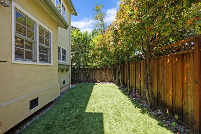 1246 Hoover Street, Menlo Park CA: https://media.crmls.org/mediaz/be40aaec-496c-48d6-aa0f-268ac45cc00d.jpg