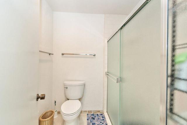 Image 25 of 39 For 79414 Montego Bay Court 26