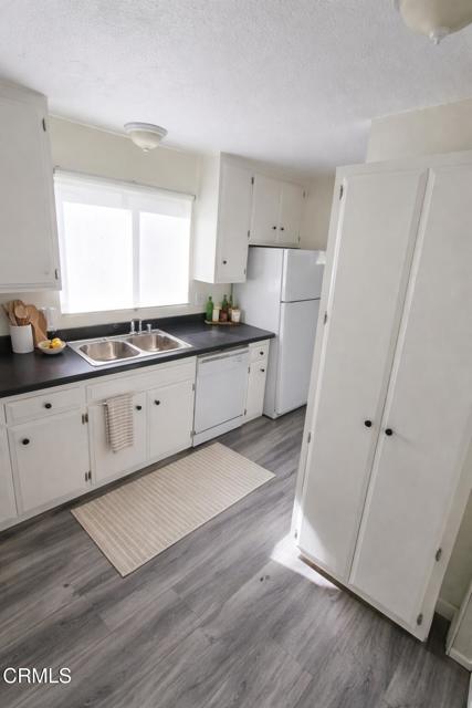 Detail Gallery Image 2 of 12 For 1337 Edgewood Way #37,  Oxnard,  CA 93030 - 3 Beds | 2 Baths