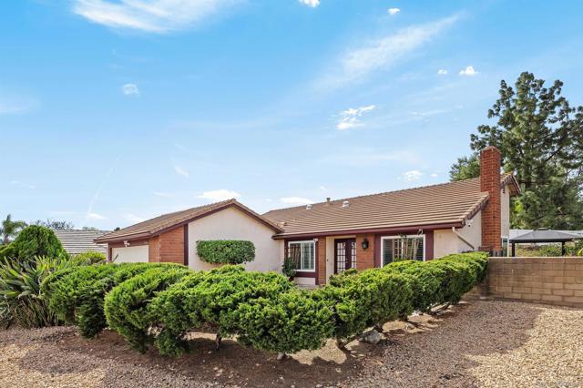 12866 SUMMERFIELD LN, Poway, California 92064, 4 Bedrooms Bedrooms, ,2 BathroomsBathrooms,Single Family Residence,For Sale,SUMMERFIELD LN,250020251SD