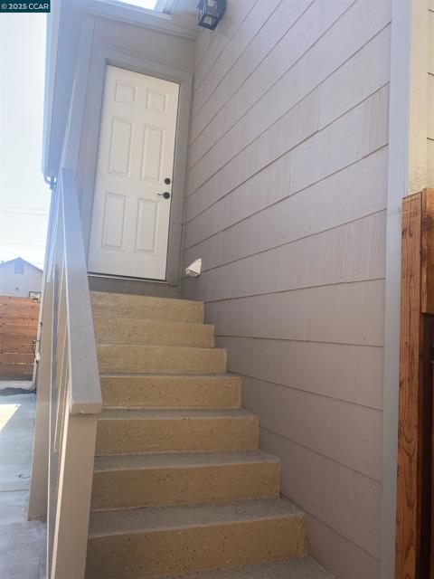 218 Bissell Ave, Richmond CA: https://media.crmls.org/mediaz/be4295a4-7f91-4cd0-b698-ac8d8d6f99f0.jpg