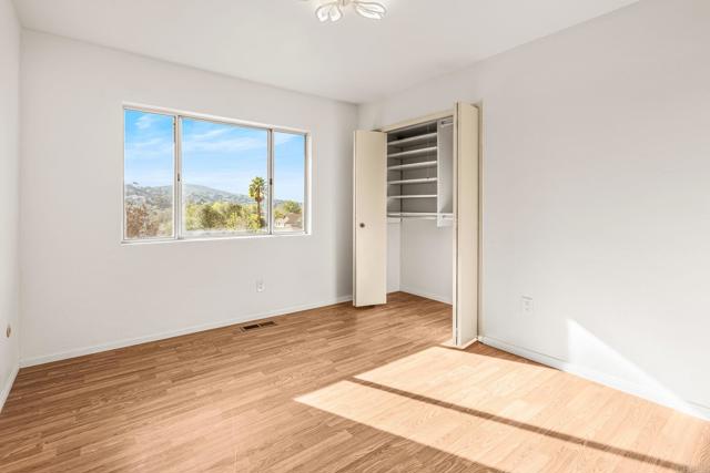 3925 Rogers Rd, Spring Valley CA: https://media.crmls.org/mediaz/be42ef3d-ca86-4a9c-835d-46fb5b343337.jpg