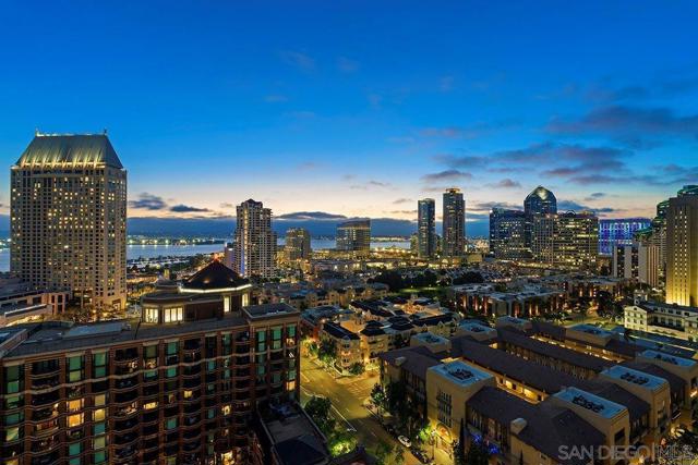 550 Front Street, San Diego CA: https://media.crmls.org/mediaz/be44d864-899c-4dea-9ccf-613bfd4aa674.jpg