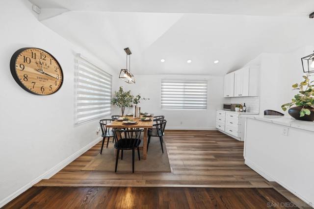 516 Bonito Avenue, Imperial Beach CA: https://media.crmls.org/mediaz/be453a81-aa52-4363-bd04-87bf72143a35.jpg