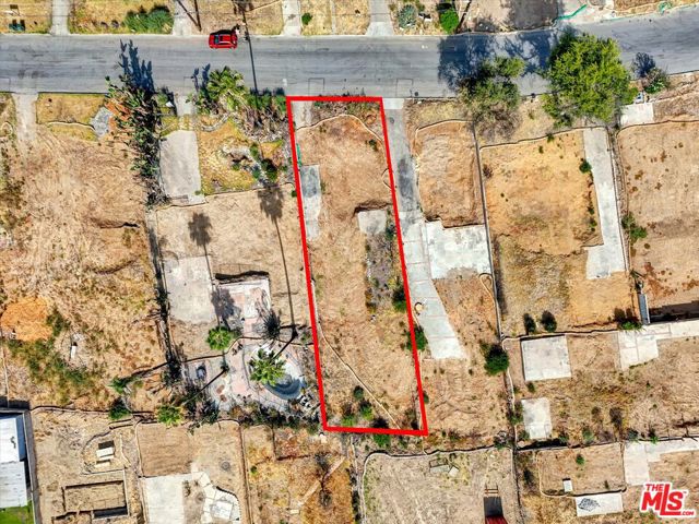 2970 Emerson Way, Altadena CA: https://media.crmls.org/mediaz/be4545d3-94b8-499c-adaf-6d1a30bd8622.jpg