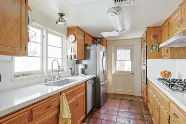 Detail Gallery Image 22 of 57 For 817 Margarita, Coronado,  CA 92118 - 3 Beds | 2 Baths