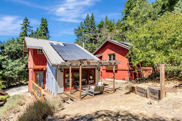 17900 China Grade Road, Boulder Creek CA: https://media.crmls.org/mediaz/be47210e-e06f-4e9c-b3db-18ca59d14ac7.jpg