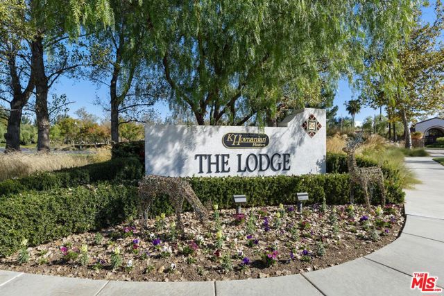 1514 Green Creek Trail, Beaumont CA: https://media.crmls.org/mediaz/be4783b9-e13d-401d-a179-8a76aad4e53f.jpg