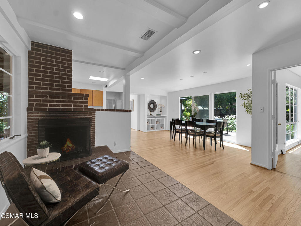 13606 Oak Canyon AvenueSherman Oaks img 31