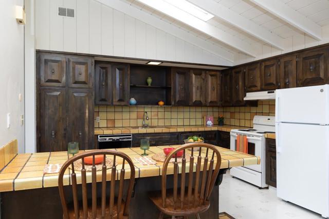 229 Alamo Avenue, Santa Cruz CA: https://media.crmls.org/mediaz/be492984-9411-4127-962a-ecba8341d6ca.jpg