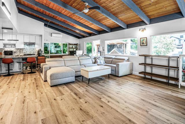 19150 Beardsley Road, Los Gatos CA: https://media.crmls.org/mediaz/be4944bc-41c6-4441-961c-2f606c781fa6.jpg