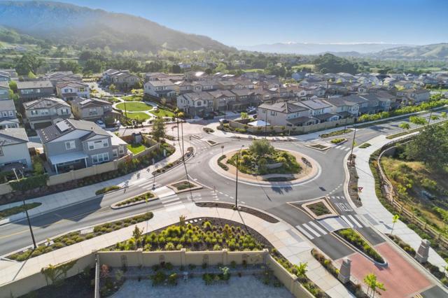 7081 Kirigin Way, Gilroy CA: https://media.crmls.org/mediaz/be4b36bf-56f0-422a-a702-5954ed2f5503.jpg