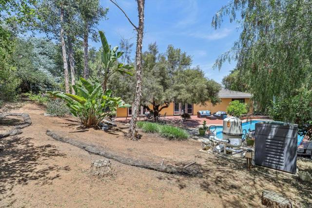 Detail Gallery Image 49 of 60 For 1575 Larson Ln, Fallbrook,  CA 92028 - 3 Beds | 2/1 Baths