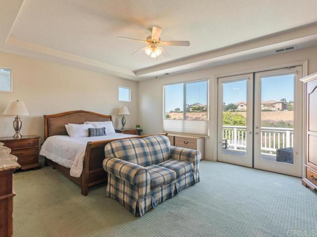 10794 Spur Point Court, San Diego CA: https://media.crmls.org/mediaz/be4bb5ee-6567-43ef-98a6-7b0e30fb775b.jpg