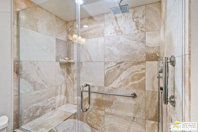 2522 N Whitewater Club Drive #D, Palm Springs, CA 92262