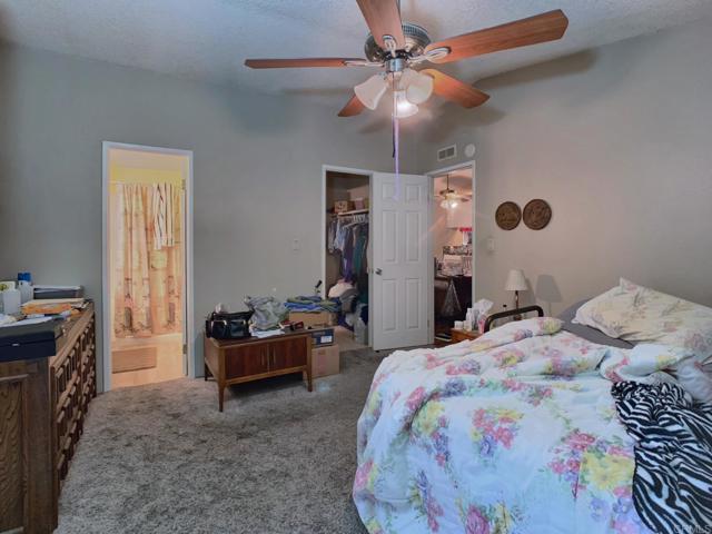 Home for Sale in Lakeside