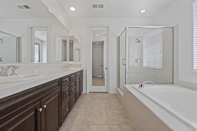 Detail Gallery Image 30 of 75 For 1717 Playa Vista, San Marcos,  CA 92078 - 4 Beds | 4 Baths