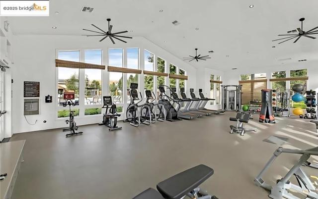 114 Teasel Cmn, Livermore CA: https://media.crmls.org/mediaz/be4dc637-4e9e-44ec-bfc3-492e0e8bee10.jpg