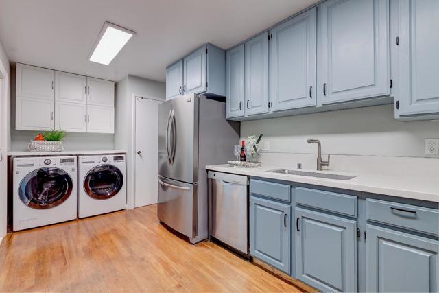 933 Shoreline Drive, Alameda CA: https://media.crmls.org/mediaz/be4e1c8c-6278-4212-8e3c-69377b6511fb.jpg