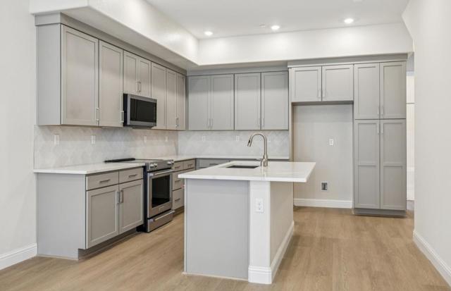 2417 Willow Way, San Mateo CA: https://media.crmls.org/mediaz/be4f648a-193a-458e-a5c1-96bfa8c77ef5.jpg