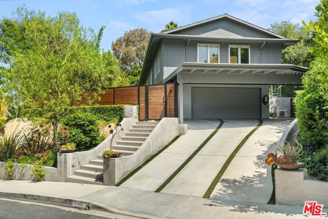 7712 Chandelle Place, Los Angeles CA: https://media.crmls.org/mediaz/be4f9573-6df1-405b-b4f6-d0910639b895.jpg