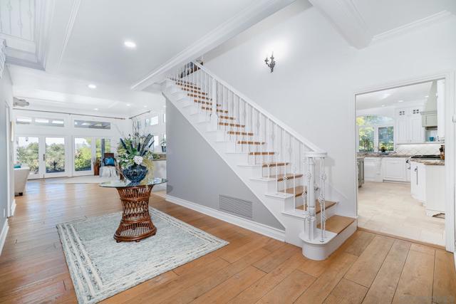 5 Rolling View Lane, Fallbrook CA: https://media.crmls.org/mediaz/be504991-487f-4523-9ead-aee0bf14cdf5.jpg