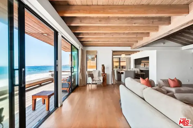 24608 Malibu Road, Malibu CA: https://media.crmls.org/mediaz/be513a74-dd50-4a82-8aaa-5a27d94b4c06.jpg