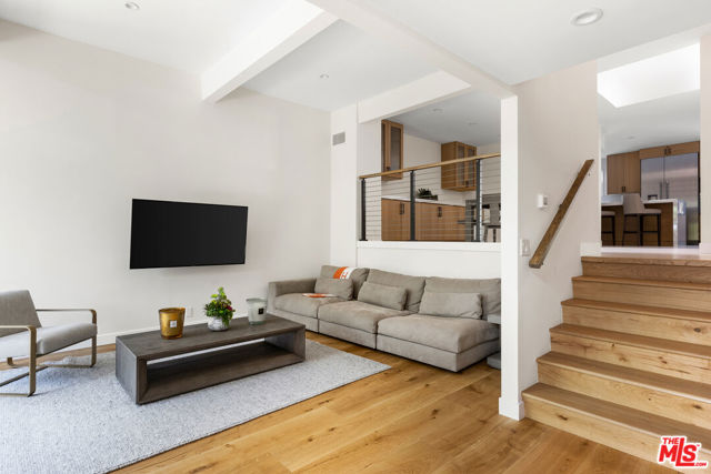 Drew Fenton | 1549 Palisades Drive Pacific Palisades CA | MLS: 7431569