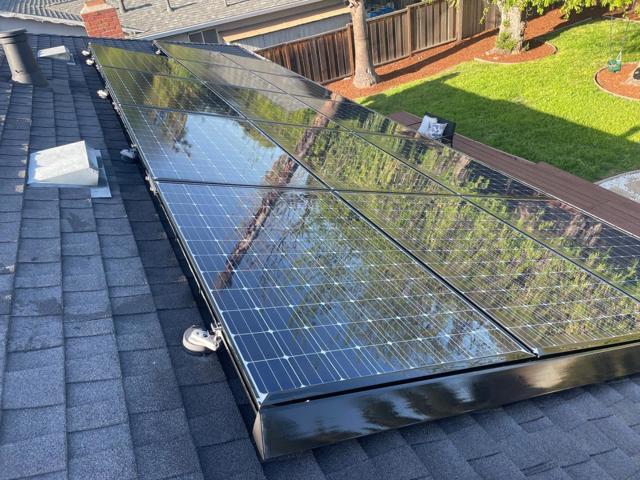 658 S Daniel Way, San Jose CA: https://media.crmls.org/mediaz/be520c34-4c80-4fa7-a1c2-eb68bf0149eb.jpg