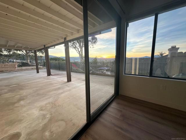 1412 Timber Gln, Escondido CA: https://media.crmls.org/mediaz/be52245c-b3e9-42c0-a67f-1409c04c6e17.jpg