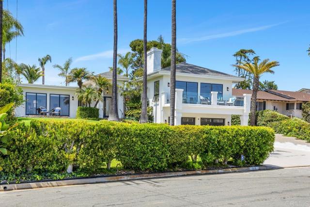 5918 Germaine Lane, La Jolla CA: https://media.crmls.org/mediaz/be52d128-9e5e-4c77-a253-4da1ae0a44bb.jpg