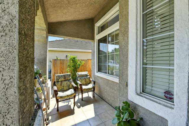 4111 Windsong Street, Sacramento CA: https://media.crmls.org/mediaz/be532b97-cf27-4905-ae29-e80d2bddc1ac.jpg