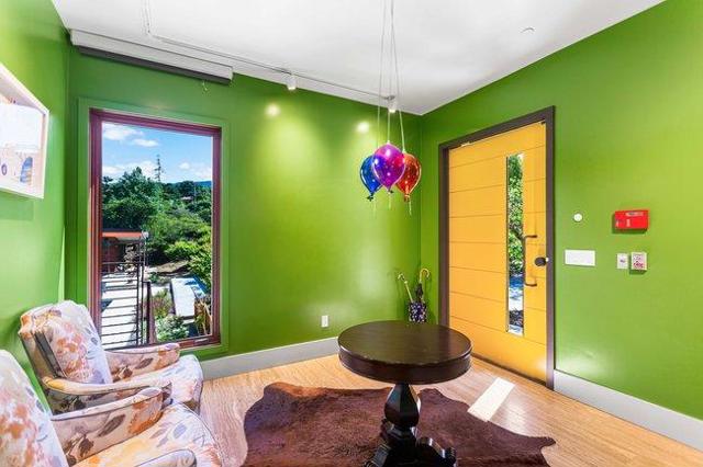 14835 Baranga Lane, Saratoga CA: https://media.crmls.org/mediaz/be533cce-0f95-4a0a-b9f7-b199ecac7c80.jpg