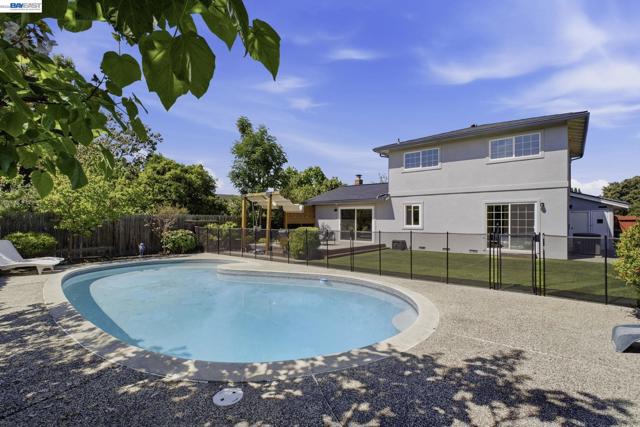 Image 31 of 39 For 7574 Birkdale Dr