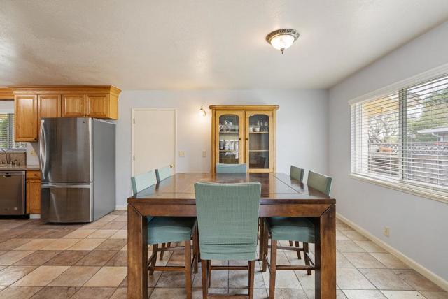 1052 San Simeon Drive, Salinas CA: https://media.crmls.org/mediaz/be53bda5-e14f-4f14-be62-2f00d4799fb2.jpg
