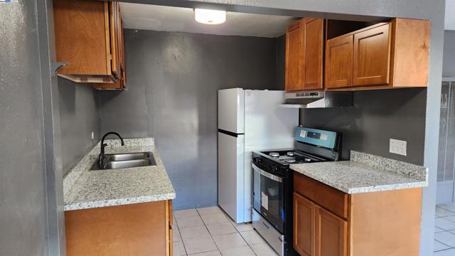 Image 4 of 19 For 1069 71st Avenue