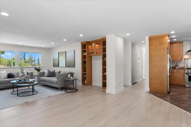Image 12 of 54 For 10387 Avenida Lane