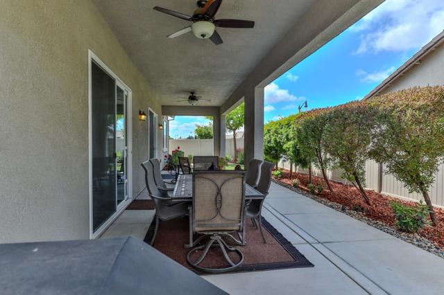 2671 Glen Echo Lane, Manteca CA: https://media.crmls.org/mediaz/be596aee-0800-4584-93cf-6a25c01c236f.jpg