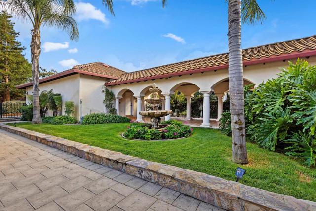 4224 Greenville Rd, Livermore CA: https://media.crmls.org/mediaz/be5a2224-9ee3-4bcb-b500-210b076e682b.jpg
