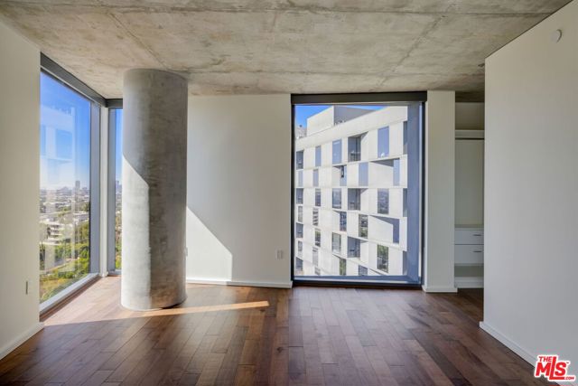8500 W Sunset, Los Angeles CA: https://media.crmls.org/mediaz/be5b4372-5db2-42ce-9bf6-e166b807ce98.jpg