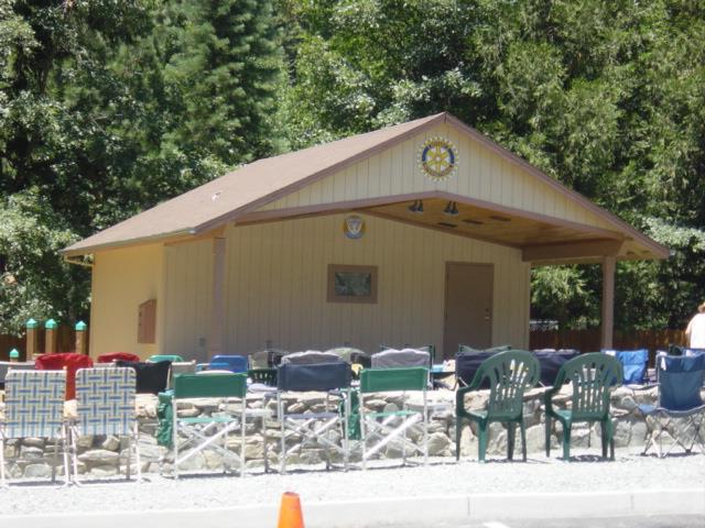 18861 Lookout Drive, Twain Harte CA: https://media.crmls.org/mediaz/be5b69a7-dfae-4531-bcad-786f502a1834.jpg